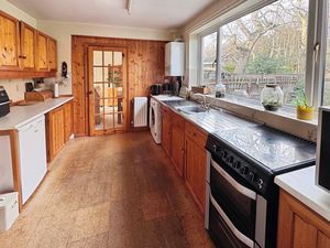 Photo 5- click for photo gallery